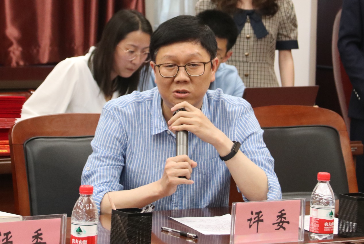 说明: E:\网站公众号维护\2021年\5月\0525mansion88明升党委书记王桂为师生党员上党课\新建文件夹 (3)\IMG_2471.jpg mansion88明升